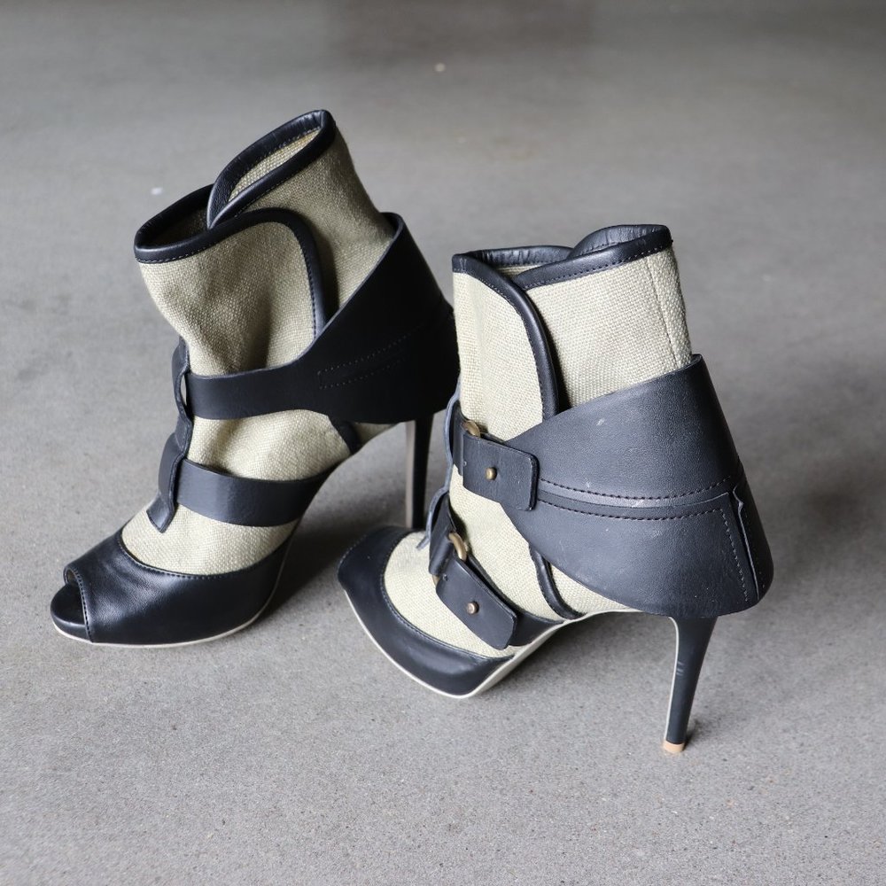Stella McCartney Gray Ladsun Canvas Ankle Boots 7 - Picture 2 of 8